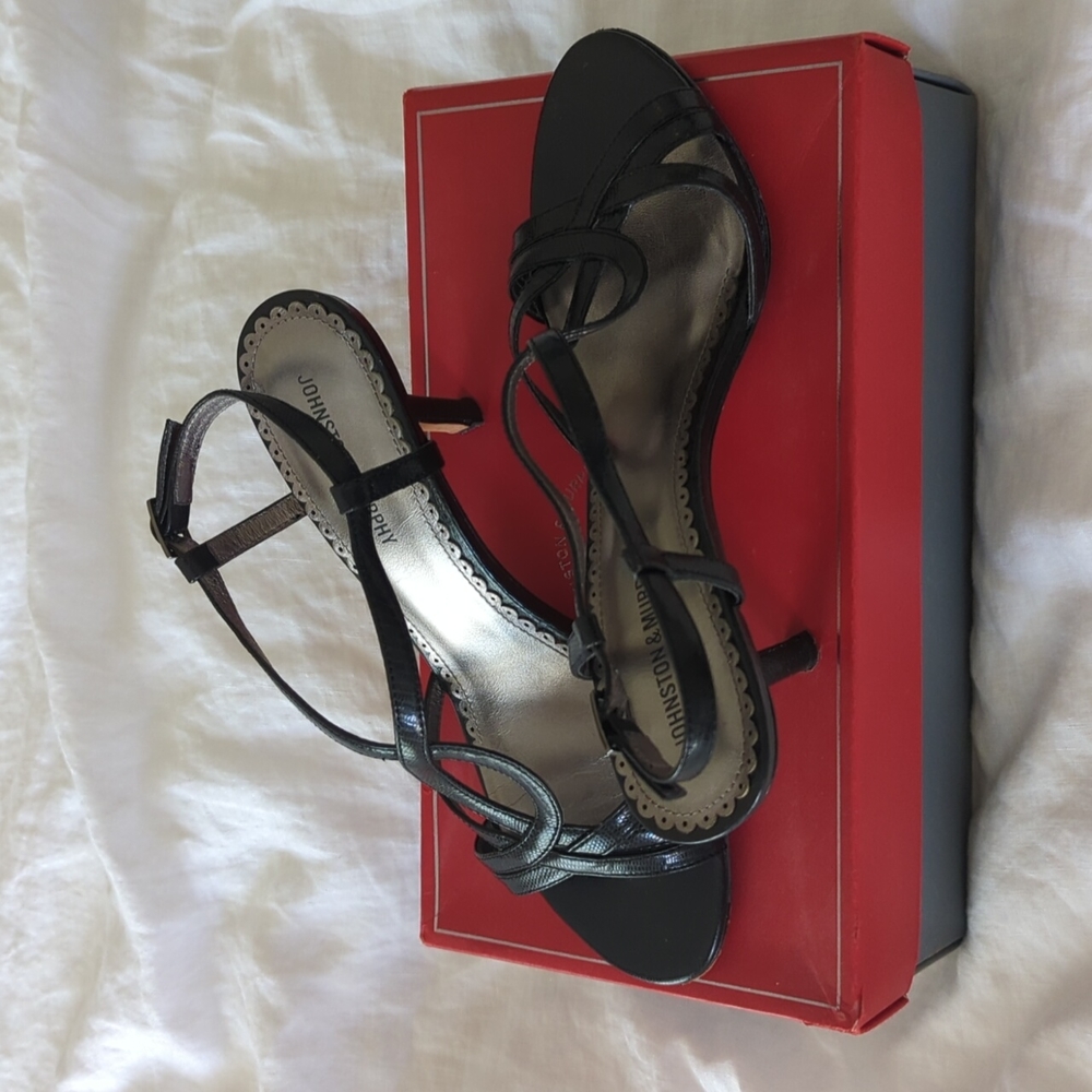 Johnston & Murphy Strappy Sandal Heel